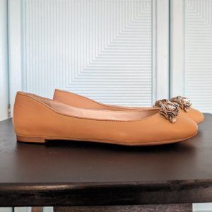 Nine West Tan Flats with Floral Accents Sz 6